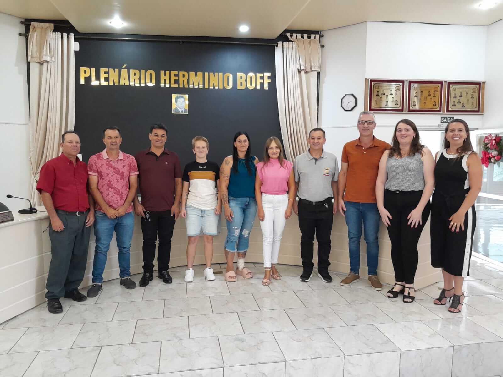 CONSELHEIROS TUTELARES TOMAM POSSE EM NOVO TIRADENTES