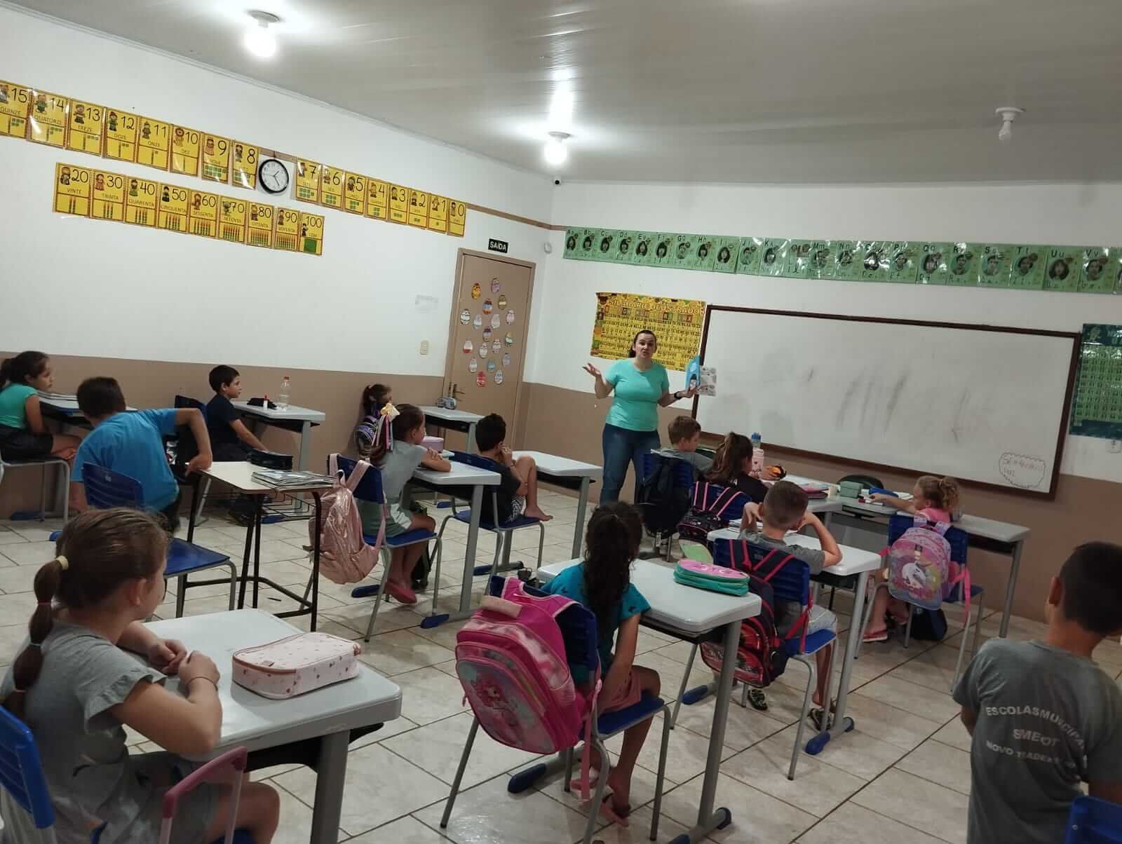 <p><strong><span style="font-family: verdana, geneva, sans-serif; font-size: 12pt;">ALUNOS DA ESCOLA S&Atilde;O LUIS GONZAGA REALIZAM ATIVIDADES SOBRE ENTENDIMENTO DO QUE &Eacute; O AUTISMO</span></strong></p>