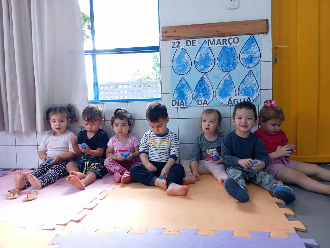 <p><strong>ALUNOS DA EMEI ELEMAR BATTISTI REALIZAM ATIVIDADES DE COMBATE A DENGUE E DIA DA &Aacute;GUA</strong></p>