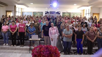 <p><span style="font-family: verdana, geneva, sans-serif; font-size: 12pt;"><strong>MULHERES PARTICIPAM DE EVENTO DO OUTUBRO ROSA EM NOVO TIRADENTES</strong></span></p>