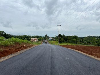 <p><span style="font-family: verdana, geneva, sans-serif; font-size: 12pt;"><strong>OBRA DE PAVIMENTA&Ccedil;&Atilde;O AVAN&Ccedil;A NA SA&Iacute;DA PARA A LINHA BARRO PRETO EM NOVO TIRADENTES</strong></span></p>