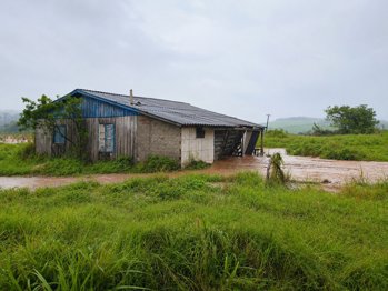 <span style="font-family: 'arial black', sans-serif; font-size: 12pt;">NOVO TIRADENTES MOBILIZA EQUIPES AP&Oacute;S CHUVAS INTENSAS E ALERTA PARA NOVO EVENTO CLIM&Aacute;TICO</span>