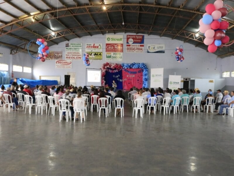 EVENTO DO OUTUBRO ROSA E NOVEMBRO AZUL REÚNE CENTENAS DE PESSOAS EM NOVO TIRADENTES