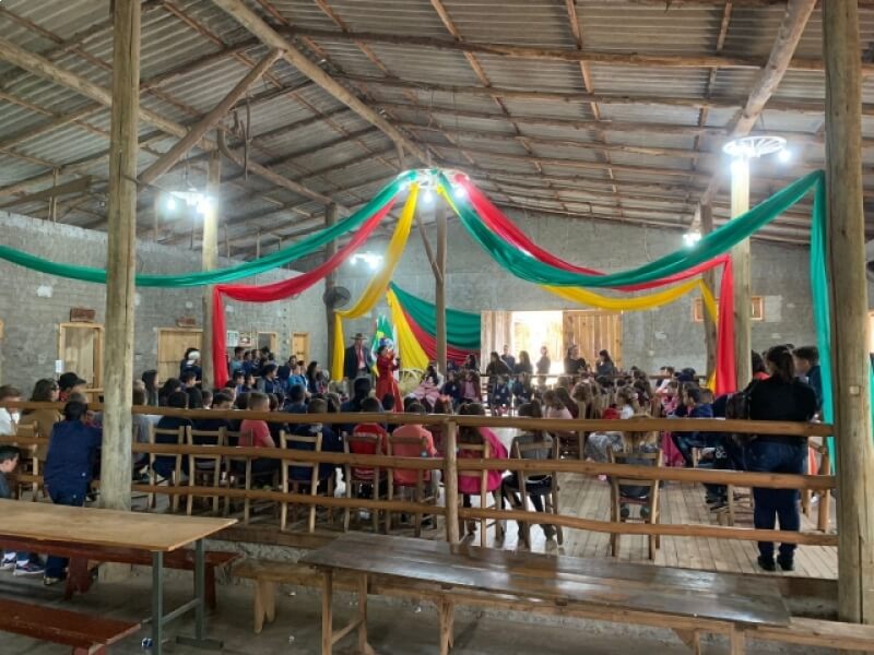 ESCOLA MUNICIPAL SÃO LUIS GONZAGA REALIZA ATIVIDADES DE RESGATE DAS TRADIÇÕES GAÚCHAS  
