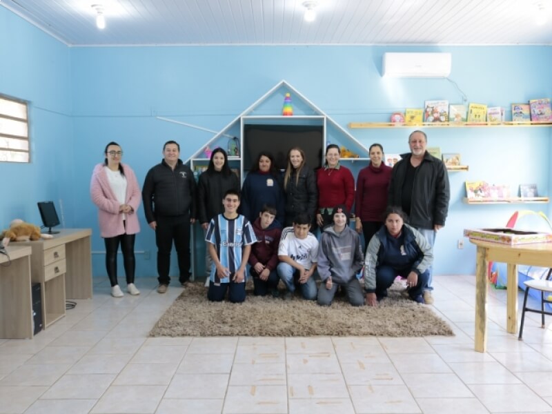 PREFEITO DE NOVO TIRADENTES REALIZA VISITA À SALA MULTIFUNCIONAL