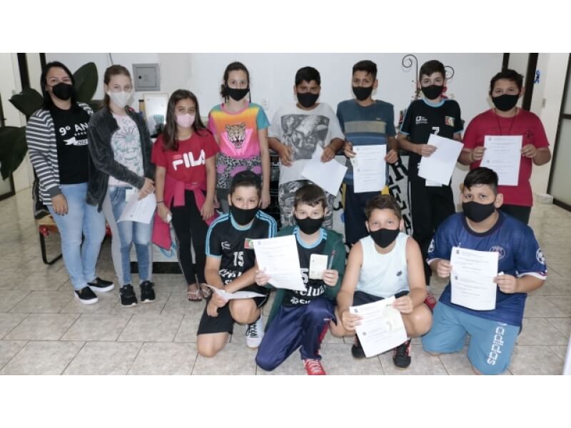 ALUNOS DA REDE MUNICIPAL DE ENSINO DE NOVO TIRADENTES DESENVOLVEM ATIVIDADES DE EDUCAÇÃO FISCAL E NOTA FISCAL GAÚCHA