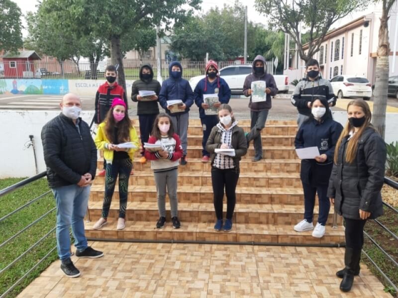 ALUNOS DA ESCOLA MUNICIPAL SÃO LUIS GONZAGA REALIZAM ATIVIDADES SOBRE EDUCAÇÃO FISCAL E NOTA FISCAL GAÚCHA