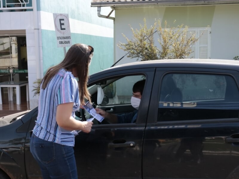 SECRETARIA DE SAÚDE DE NOVO TIRADENTES REALIZA AÇÃO DE CONSCIENTIZAÇÃO CONTRA A COVID-19