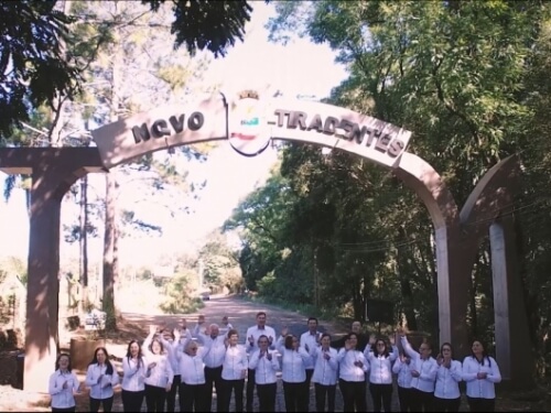 CORAL MUNICIPAL DE NOVO TIRADENTES HOMENAGEIA ETNIA ITALIANA EM VÍDEO