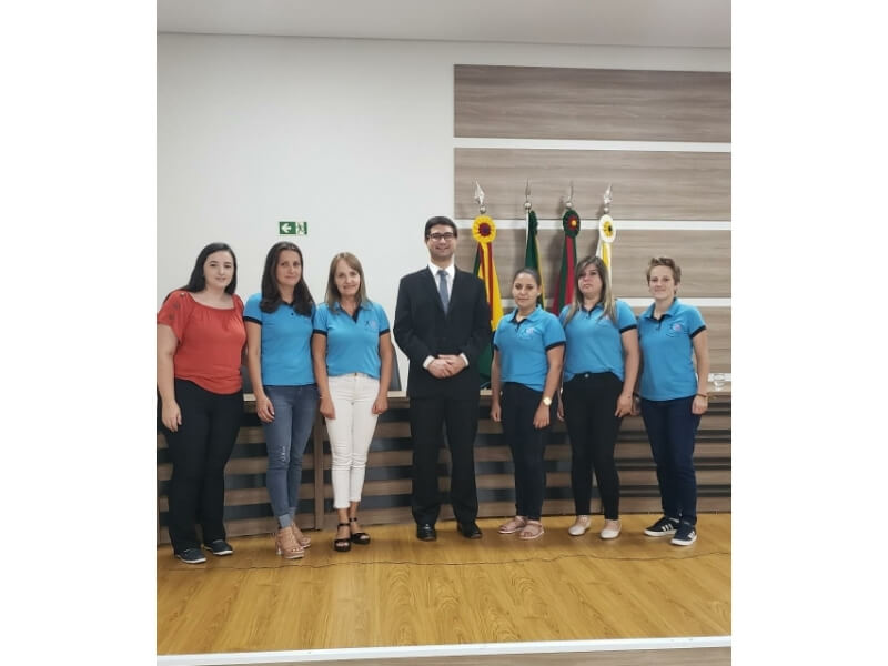 CONSELHEIROS TUTELARES DE NOVO TIRADENTES PARTICIPAM DE CAPACITAÇÃO EM RODEIO BONITO