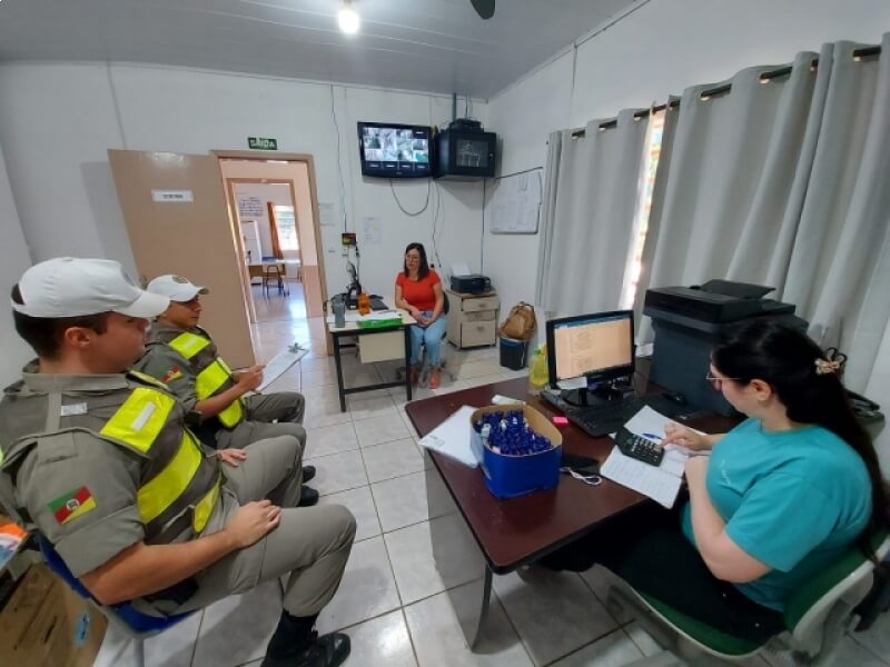 PREFEITURA DE NOVO TIRADENTES AMPLIA SEGURANÇA NAS ESCOLAS