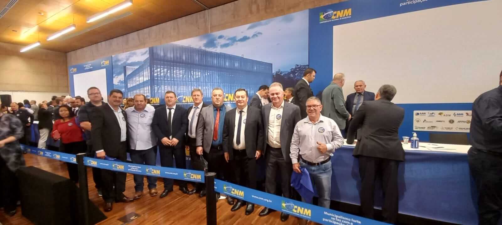 PREFEITO DE NOVO TIRADENTES PARTICIPOU DE MOBILIZAÇÃO DA CONFEDERAÇÃO NACIONAL DOS MUNICÍPIOS