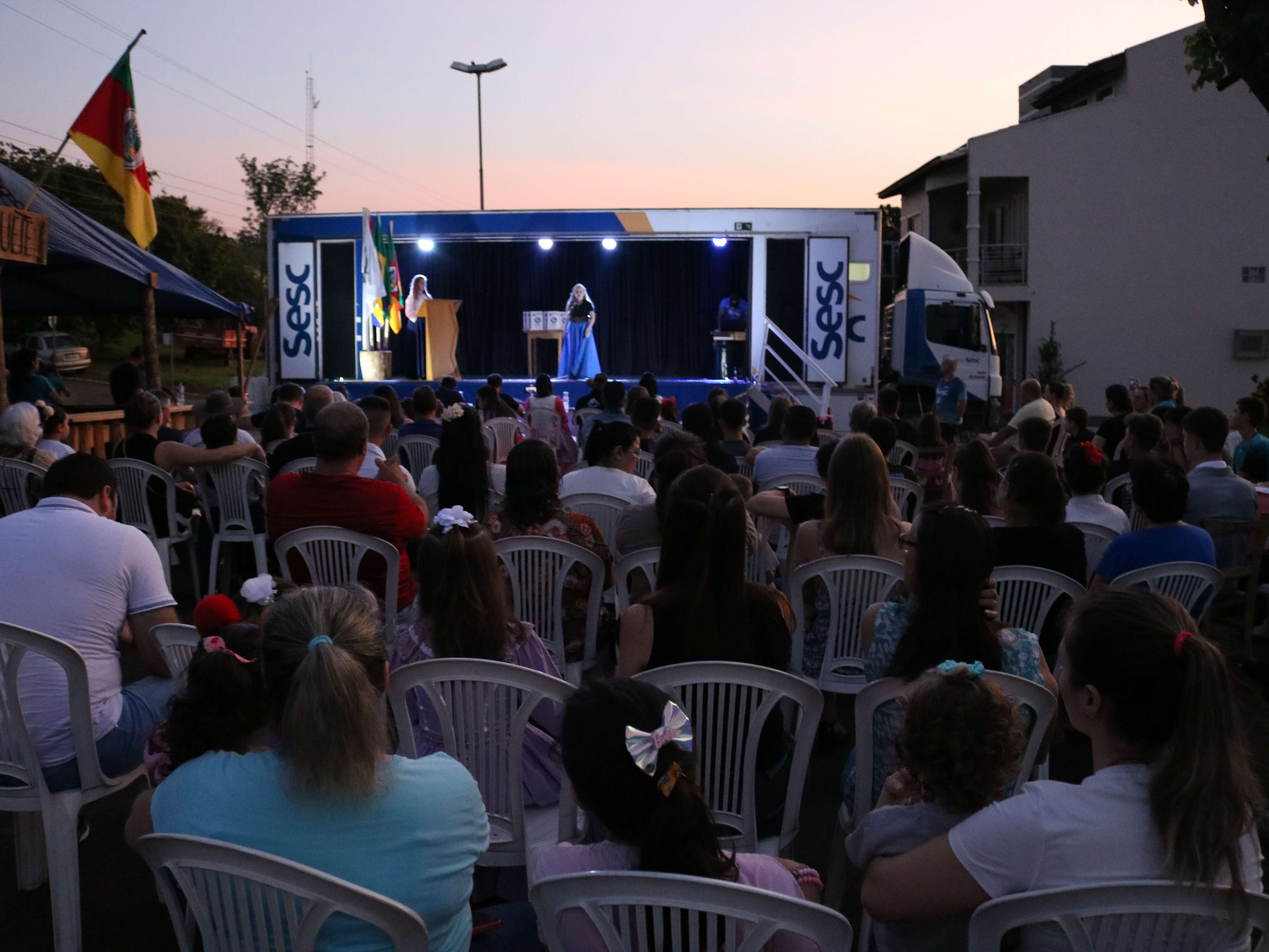 5º EDIÇÃO DO CONCURSO MUNICIPAL DE DECLAMAÇÃO DE POESIA CELEBRA A CULTURA GAÚCHA
