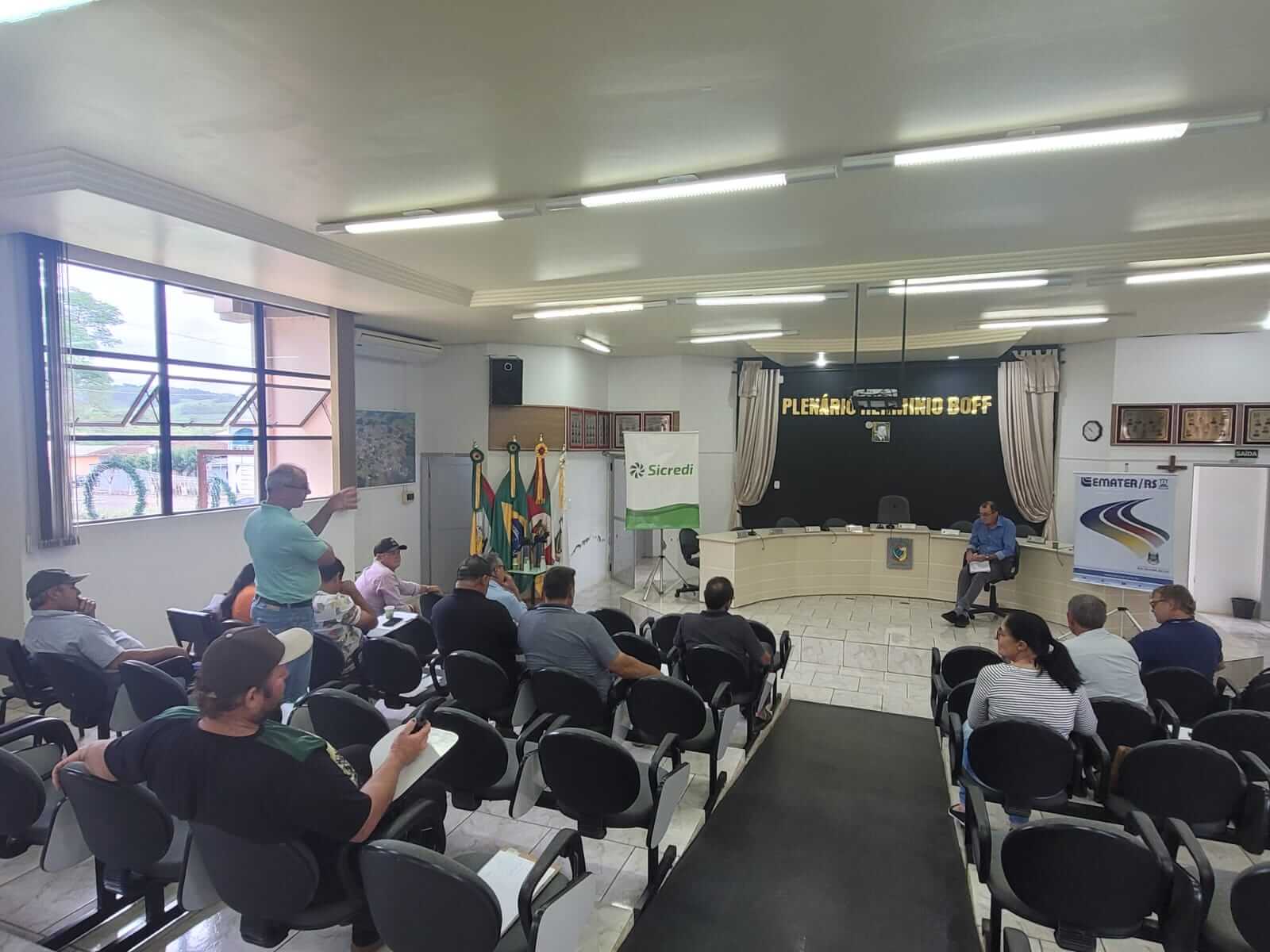 CURSO DE PISCICULTURA É REALIZADO EM NOVO TIRADENTES