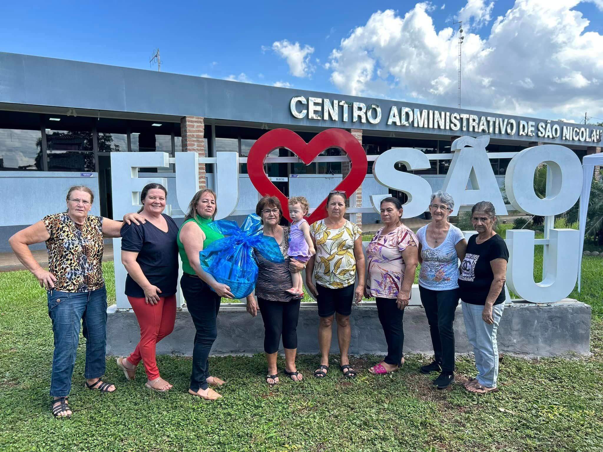 <p>FEIRA DA AGRICULTURA FAMILIAR DE P&Aacute;SCOA REALIZOU SORTEIOS DE CESTAS</p>