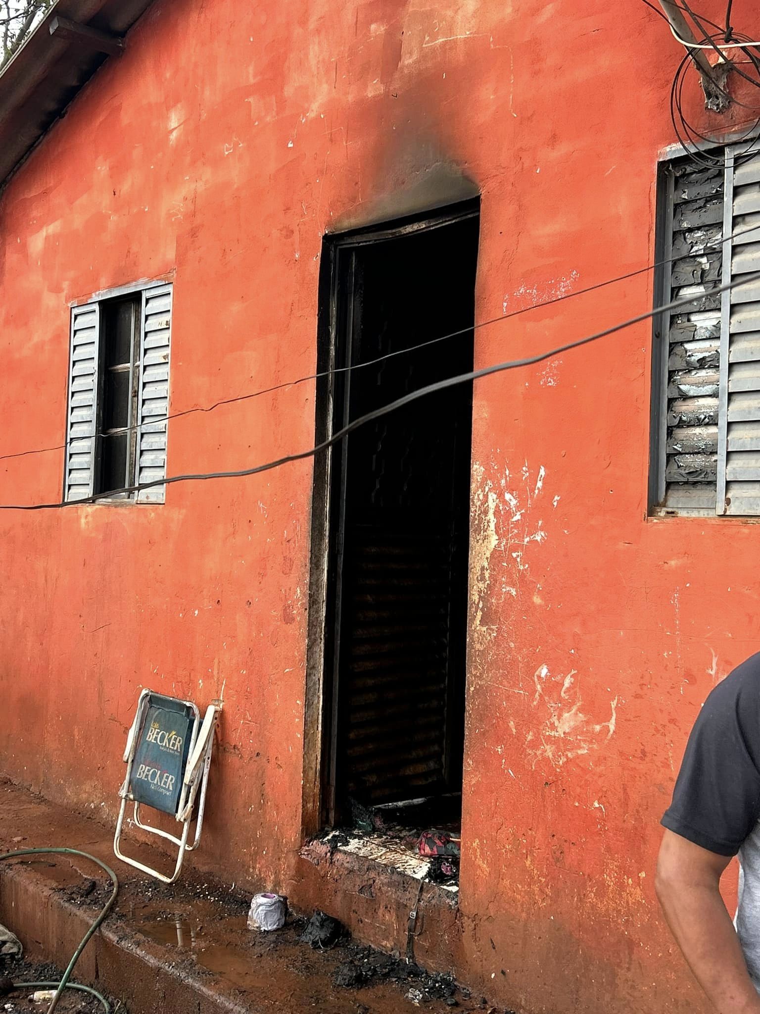 <p>SECRETARIA DE ASSIST&Ecirc;NCIA SOCIAL DIVULGA CAMPANHA PARA AJUDAR FAM&Iacute;LIA QUE PERDERAM OS M&Oacute;VEIS E PARTE DA CASA POR INC&Ecirc;NDIO</p>