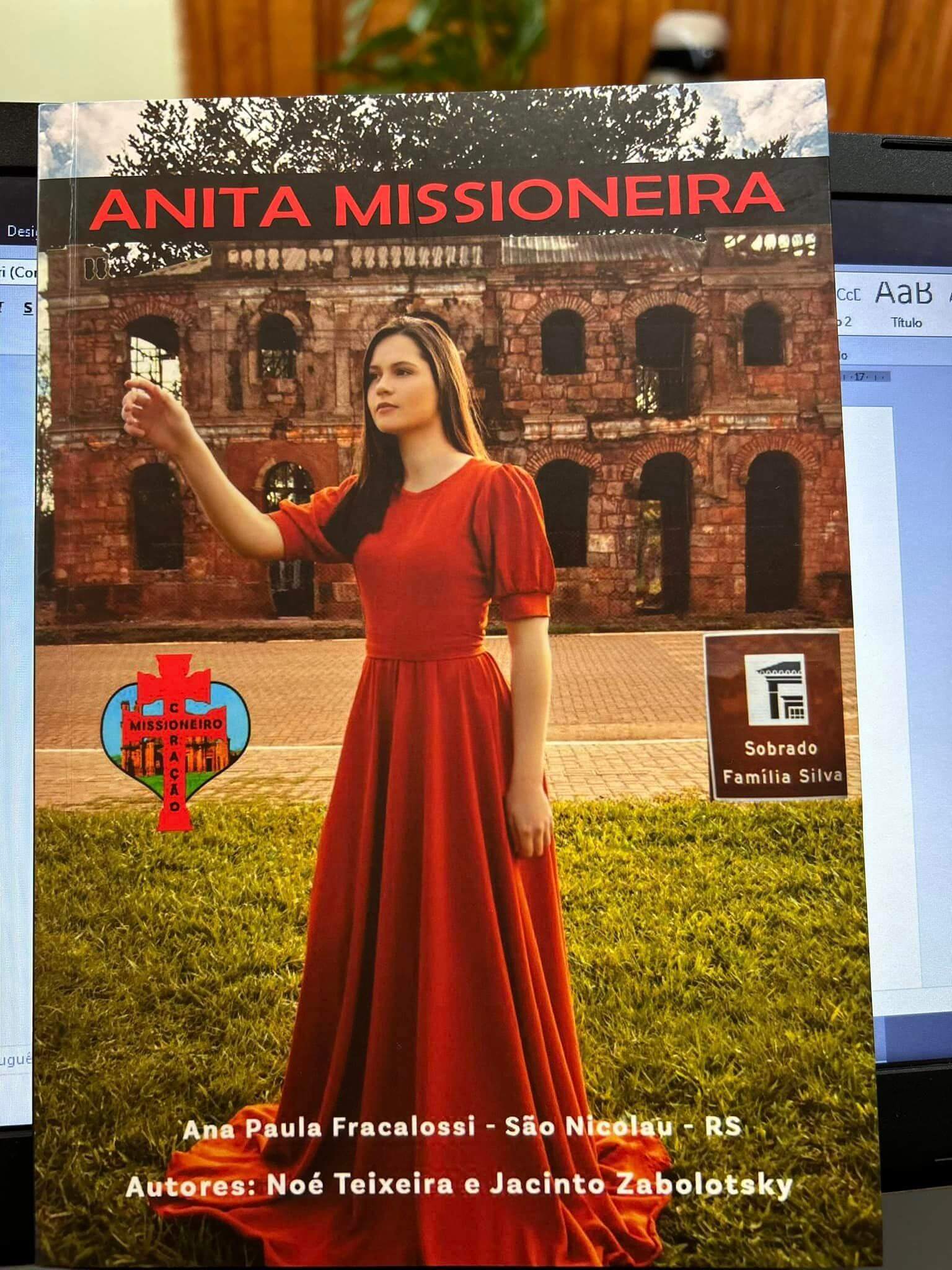 CANTOR, COMPOSITOR, ESCRITOR E ADVOGADO NOÉ TEIXEIRA PRESENTEIA AUTORIDADES COM O LANÇAMENTO DO LIVRO ANITA MISSIONEIRA