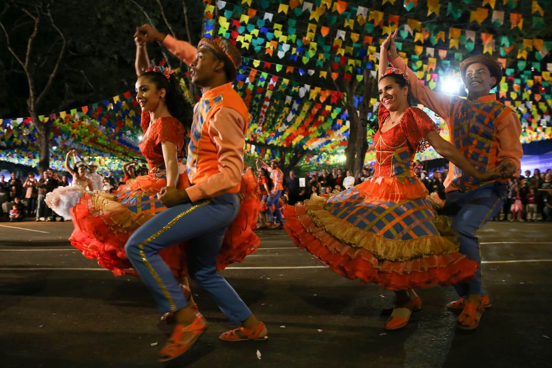 <p>ESCOLA MUNICIPAL P. CRIST&Oacute;V&Atilde;O DE MENDON&Ccedil;A PROMOVER&Aacute; FESTA JULINA</p>
<p>&nbsp;</p>