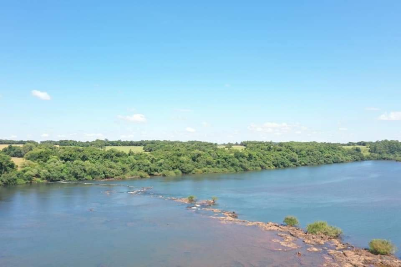 Santo Isidro - São Nicolau, Rio Uruguai.