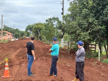 <p>S&atilde;o Nicolau avan&ccedil;a na melhoria da infraestrutura urbana com a realiza&ccedil;&atilde;o de obras de cal&ccedil;amento na Vila Carretel.&nbsp;</p>