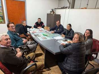 <p>Prefeitura de S&atilde;o Nicolau realiza reuni&atilde;o com representantes da Terceira Idade para fortalecer conviv&ecirc;ncia e integra&ccedil;&atilde;o</p>