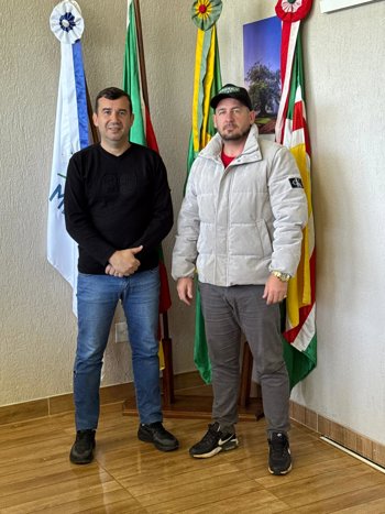 <p>Prefeitura de S&atilde;o Nicolau recebe visita do empres&aacute;rio Fernando Klein</p>