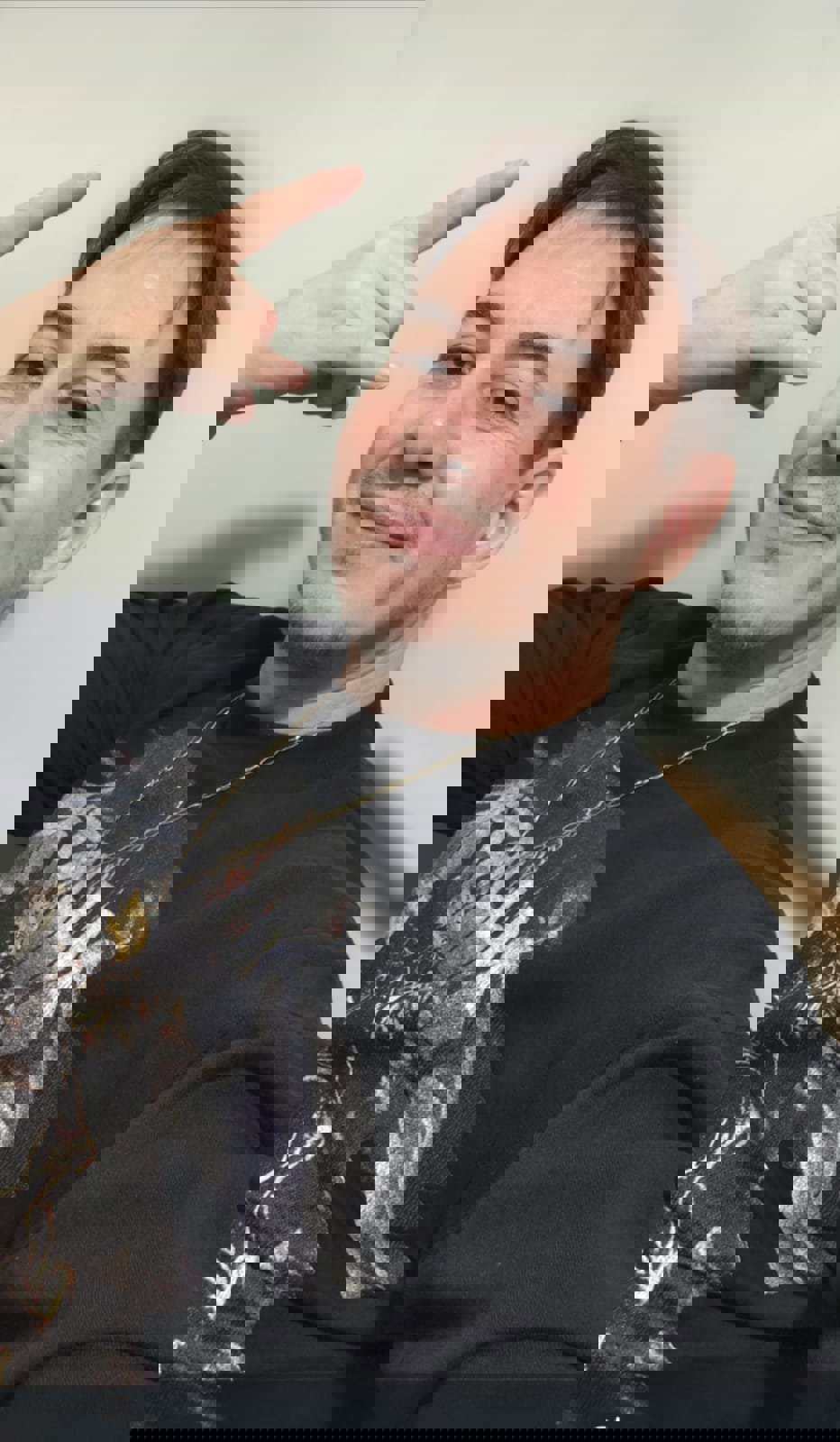 <p>S&atilde;o Nicolau se despede de Gilsolei Carneiro da Rosa, o &ldquo;Tigre&rdquo;, artista que marcou a hist&oacute;ria do Caf&eacute; de Cambona</p>