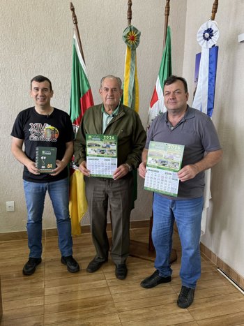 <p>Prefeito Rafael Godois recebe presidente em exerc&iacute;cio da Cermiss&otilde;es para tratar de melhorias na distribui&ccedil;&atilde;o de energia</p>