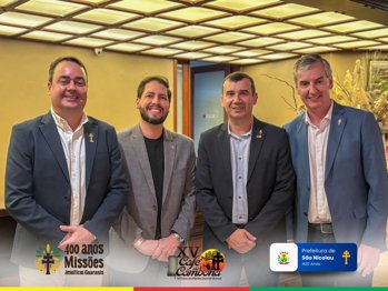 <p><strong>📢 Prefeito Municipal participa da abertura do F&oacute;rum Nacional de Cultura</strong></p>