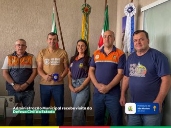<p><strong>📢 A Defesa Civil do Estado esteve em S&atilde;o Nicolau prestando apoio t&eacute;cnico &agrave; coordenadora municipal, Ana Paula, no processo de homologa&ccedil;&atilde;o do decreto de situa&ccedil;&atilde;o de emerg&ecirc;ncia.</strong><br /><br /></p>
