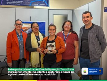 <strong>📢 A entrega dos primeiros cart&otilde;es da Opera&ccedil;&atilde;o Terra Forte</strong>