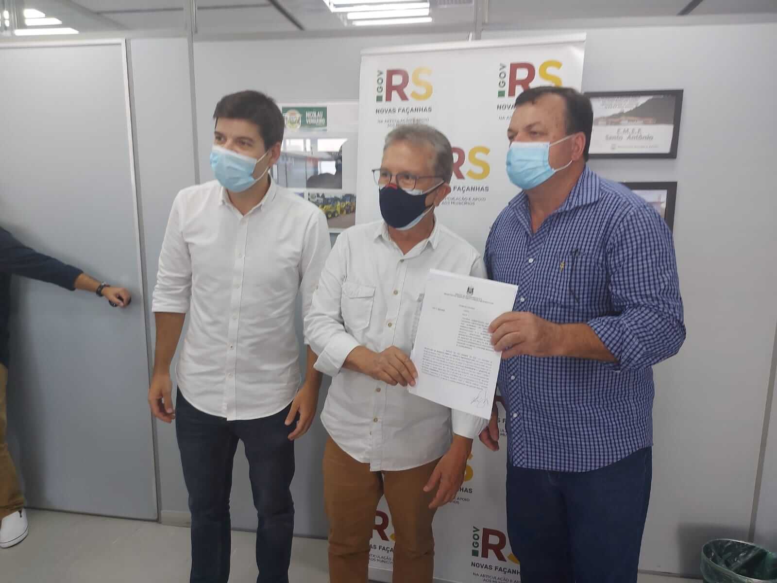 CONVÊNIO ENTRE O ESTADO DO RIO GRANDE DO SUL E O MUNICÍPIO DE SÃO NICOLAU - PAVIMENTA
