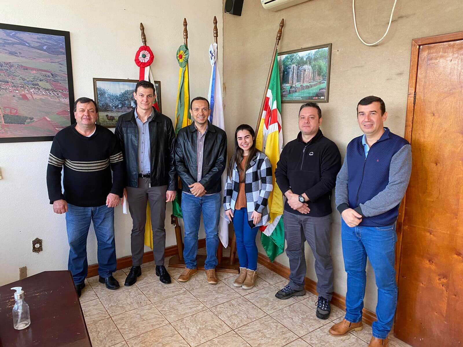 TÉCNICO AGRÍCOLA DA INSPETORIA VETERINÁRIA DE SÃO NICOLAU MAIKOM CUNHA APRESENTA FISCAIS ESTADUAIS EFETIVADOS DO CONCURSO DO ESTADO