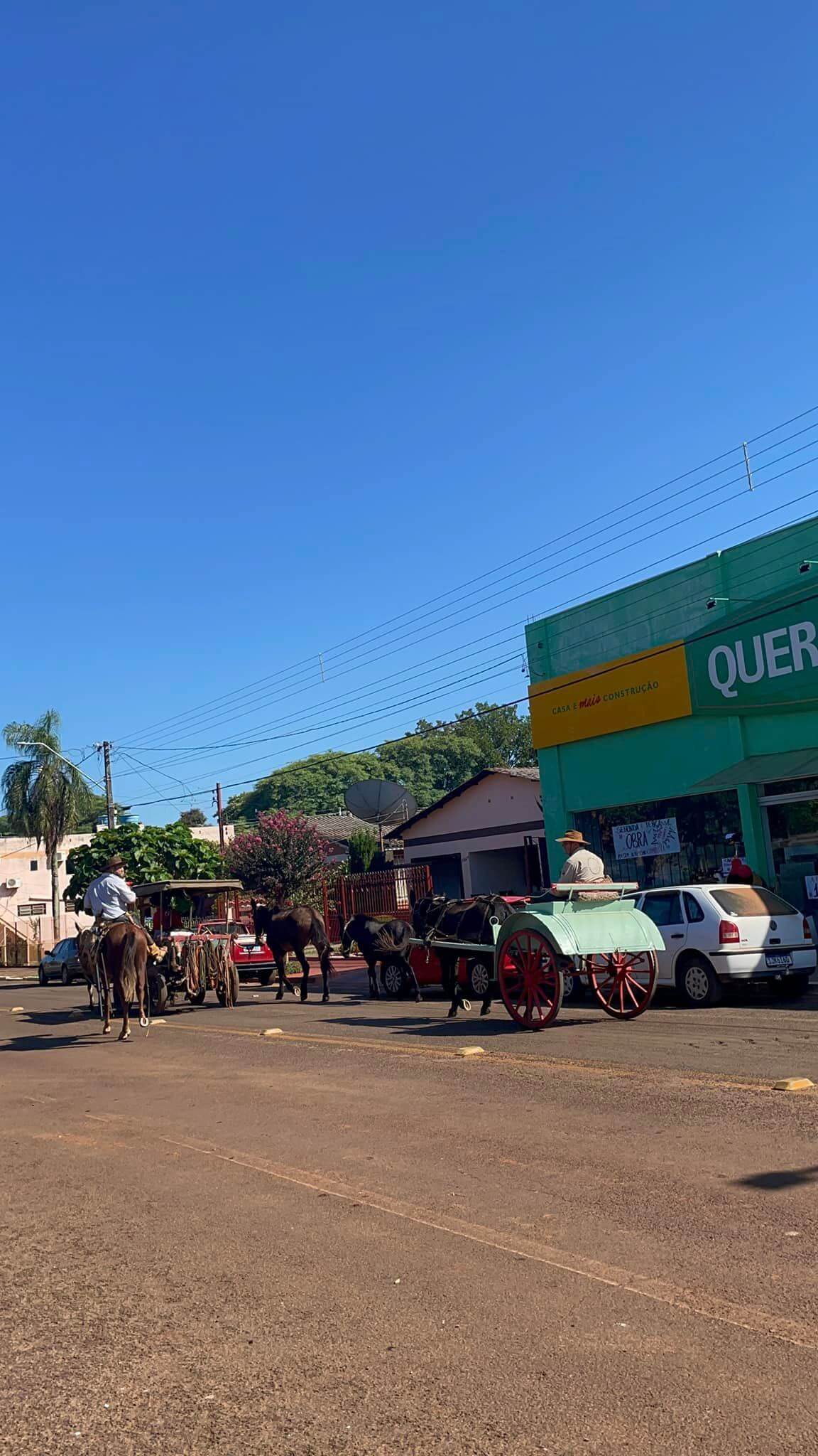 TROPEIROS PASSAM POR SÃO NICOLAU NESTA TERÇA-FEIRA (21).