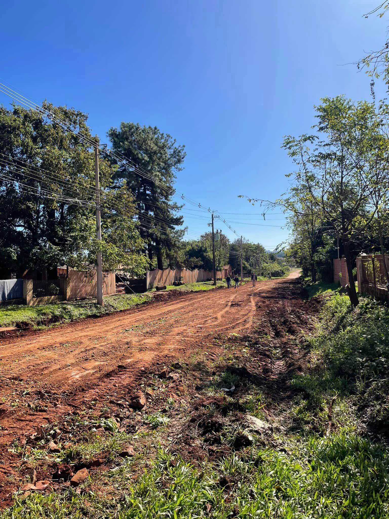 ADMINISTRAÇÃO REALIZARÁ CALÇAMENTO