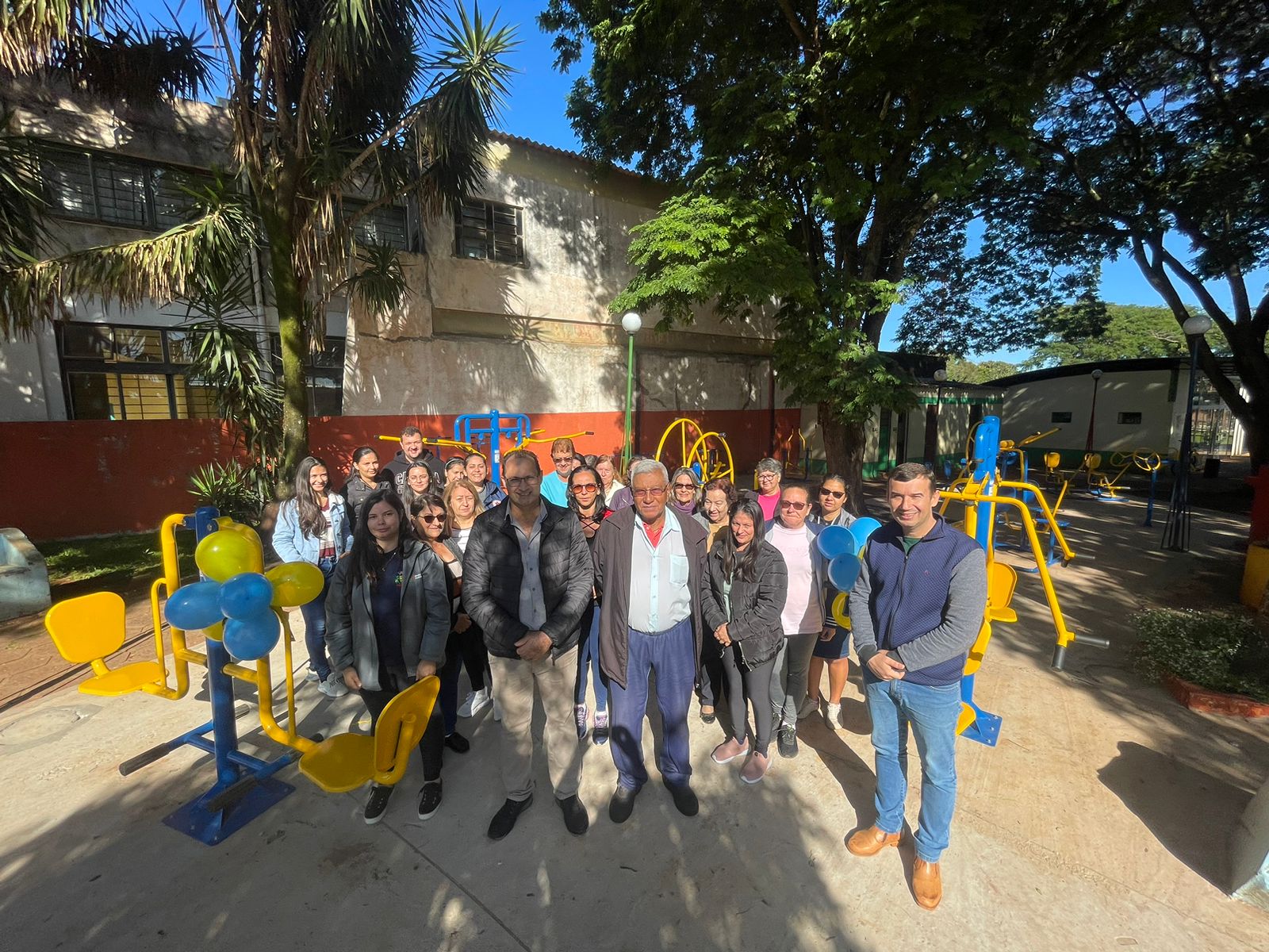 FOTOS DA INAUGURAÇÃO DA NOVA ACADEMIA DE SAÚDE AO AR LIVRE