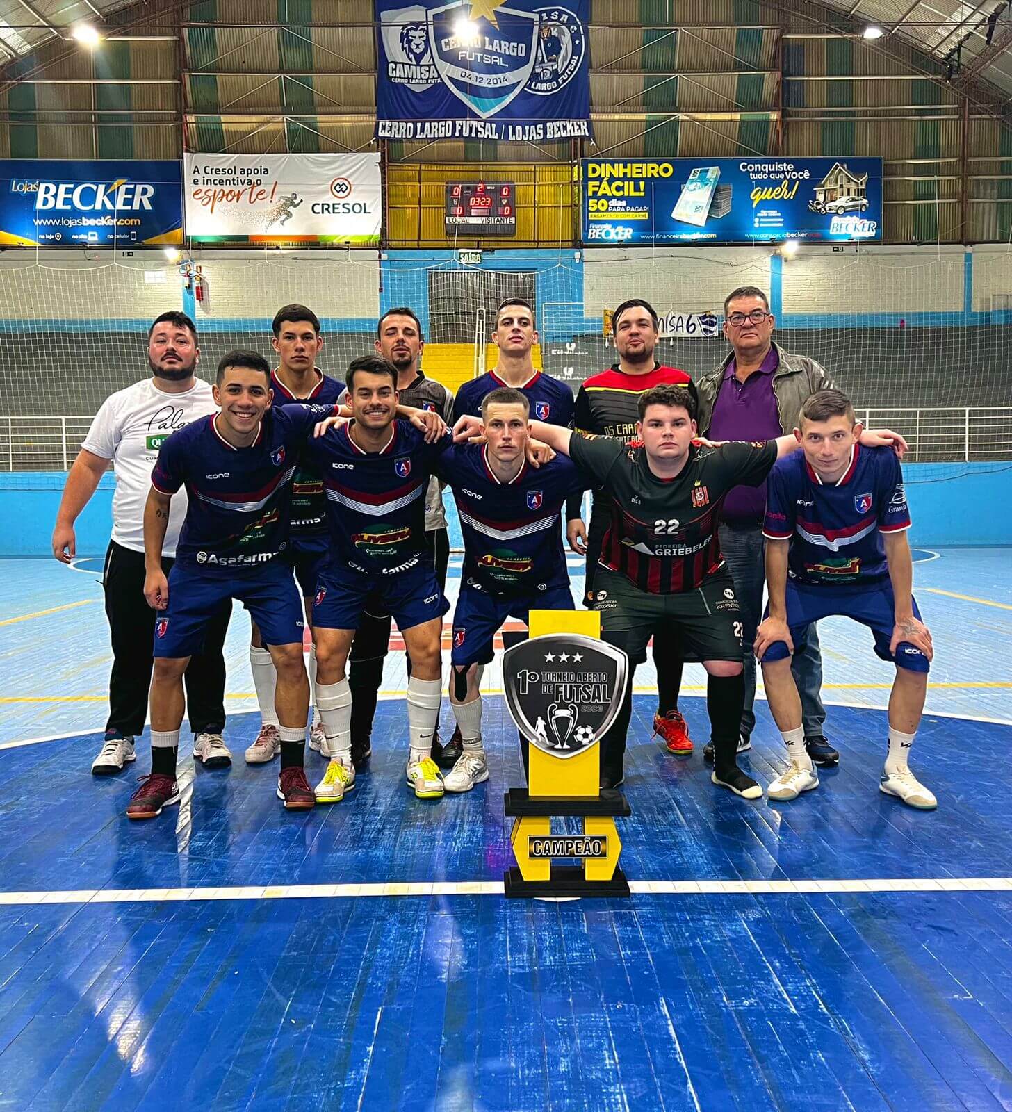 TIME DE FUTEBOL ATLÂNTICO DE SÃO NICOLAU VENCE TORNEIO DE FUTSAL EM CERRO LARGO