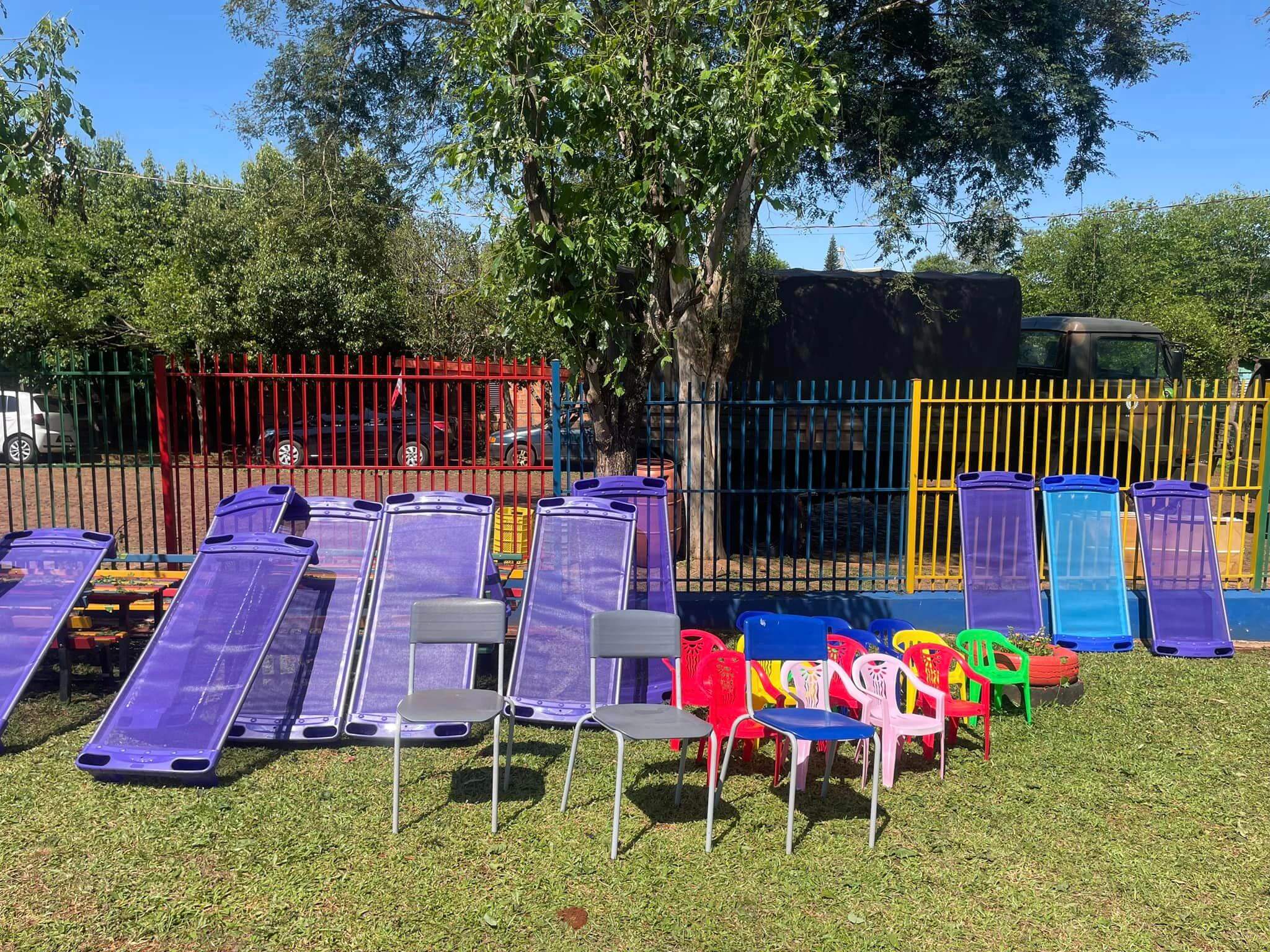 A LUTA DE REECONSTRUÇÃO INICIA NAS ESCOLAS MUNICIPAIS