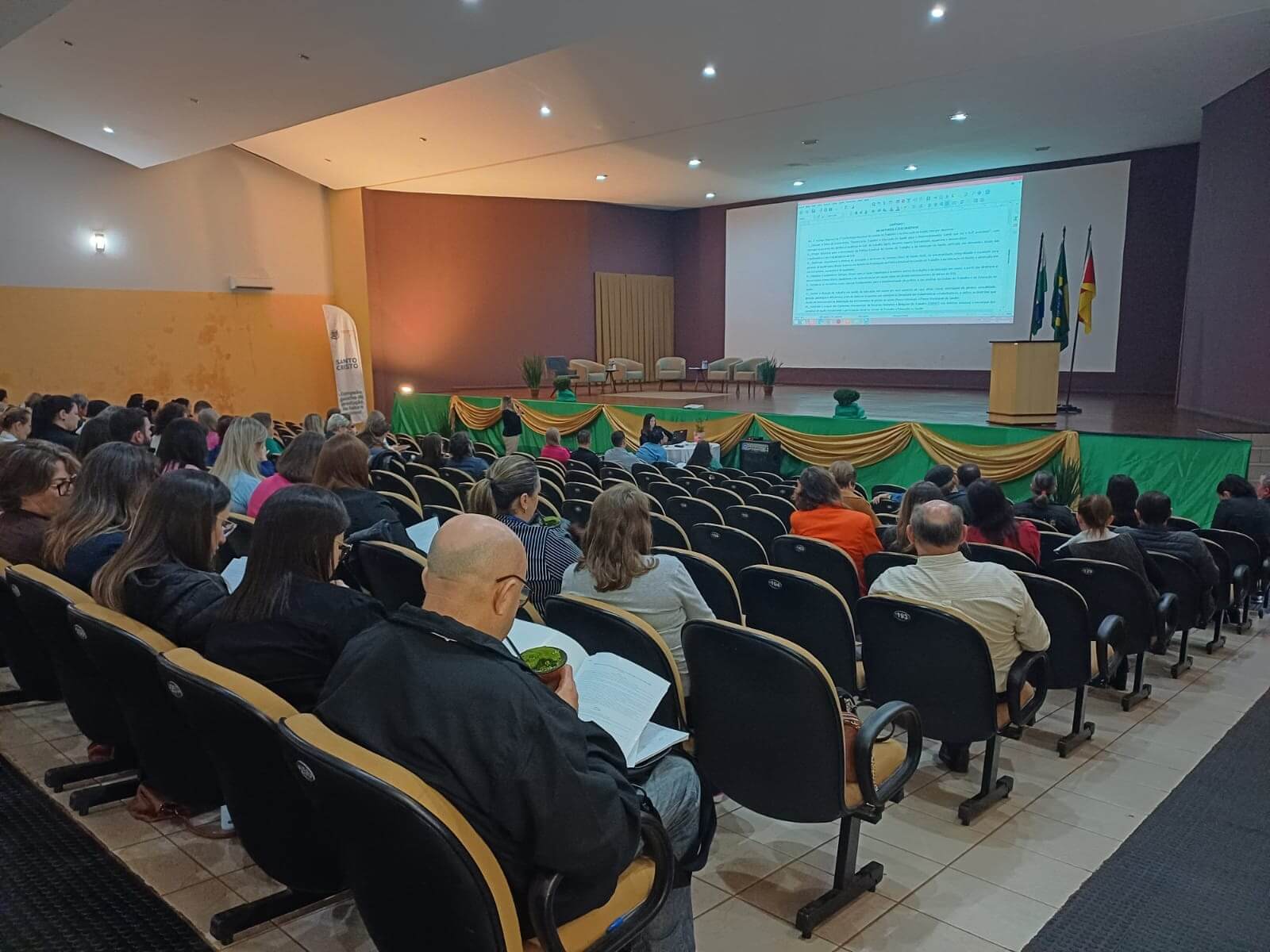 <p>CONFER&Ecirc;NCIA REGIONAL SOBRE SA&Uacute;DE</p>