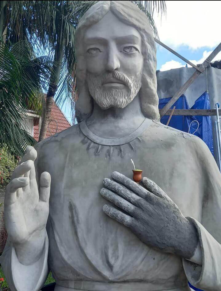 <p>EST&Aacute;TUA DE CRISTO</p>