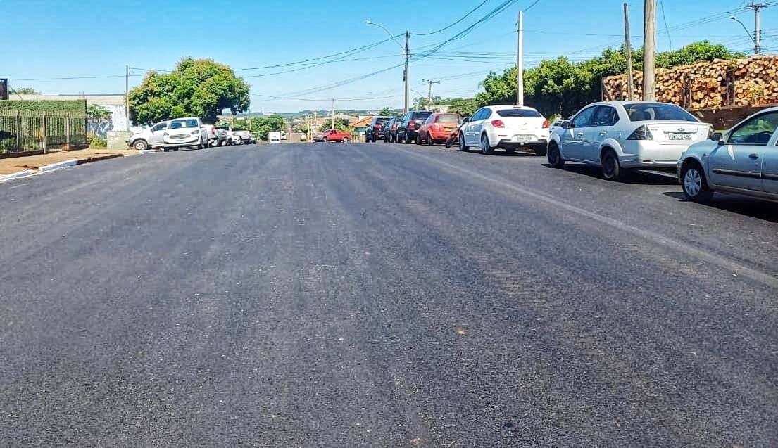 PROSSEGUEM AS OBRAS