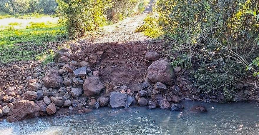 <p>RECONSTRU&Ccedil;&Atilde;O DE PONTE</p>