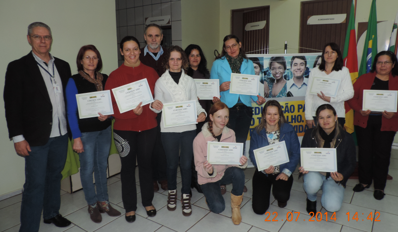 Realizadas formaturas de cursos profissionalizantes