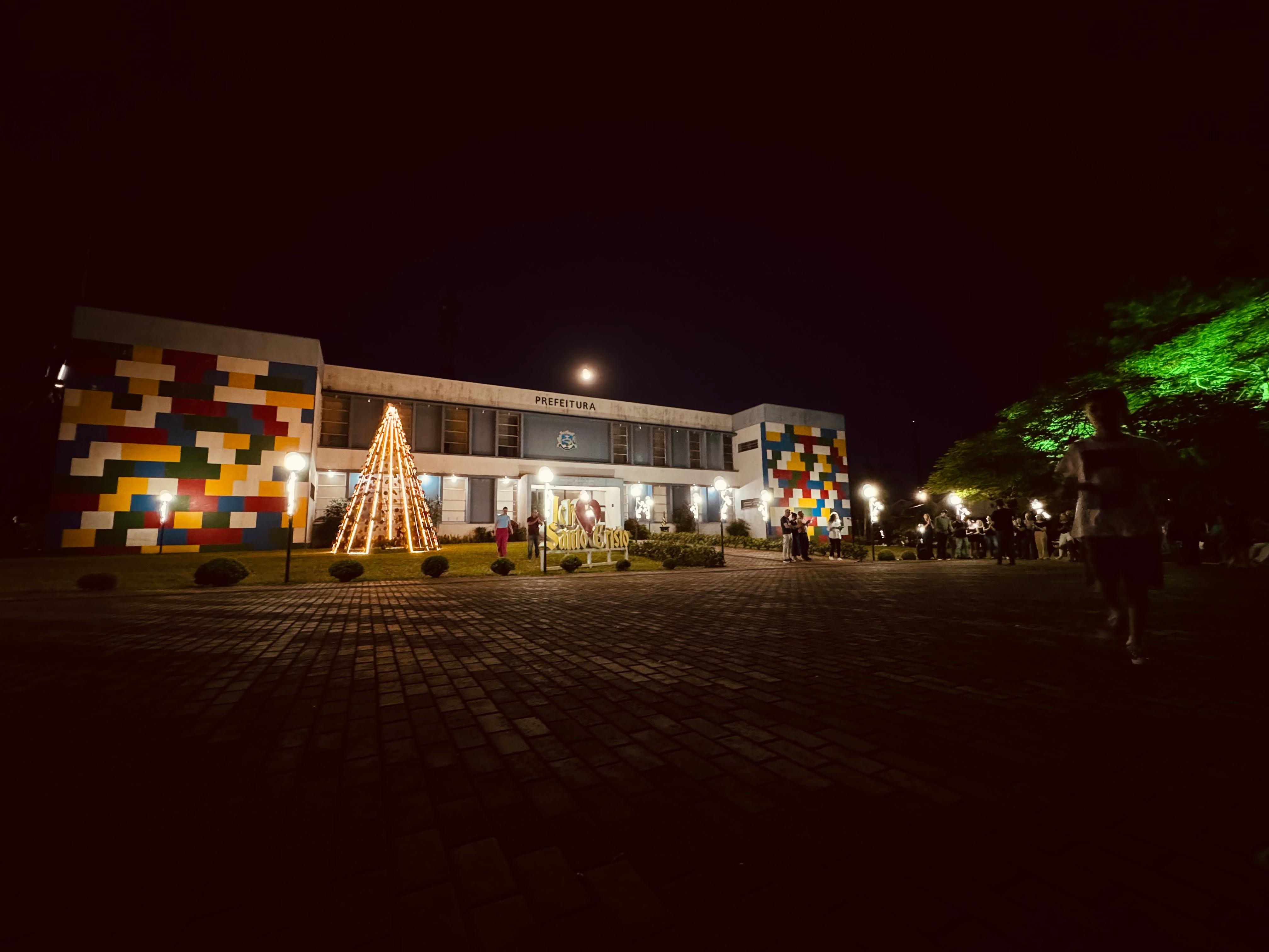 <p>LUZES NATALINAS</p>