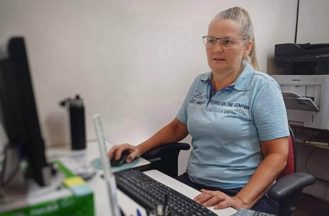 <p>DEPOSITADO&nbsp;13&ordm; DO FUNCIONALISMO</p>