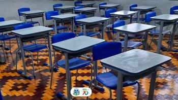 <p>ANO LETIVO INICIA NA SEGUNDA-FEIRA (10)</p>