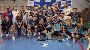 <p>VIRA COPOS NA S&Eacute;RIE OURO DE FUTSAL</p>