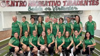 <p>BOL&Atilde;O FEMININO S&Eacute;RIE OURO</p>
