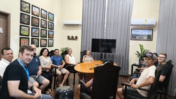 <p>𝗣𝗿𝗼𝗴𝗿𝗮𝗺𝗮 𝗛𝗮𝗯𝗶𝘁𝗮𝗰𝗶𝗼𝗻𝗮𝗹 "𝗠𝗶𝗻𝗵𝗮 𝗖𝗮𝘀𝗮, 𝗠𝗲𝘂 𝗟𝗮𝗿" 𝗰𝗼𝗻𝘁𝗲𝗺𝗽𝗹𝗮 𝗺𝗮𝗶𝘀 𝟭𝟬 𝗳𝗮𝗺𝗶́𝗹𝗶𝗮𝘀 𝗲𝗺 𝗦𝗮𝗻𝘁𝗼 𝗖𝗿𝗶𝘀𝘁𝗼</p>