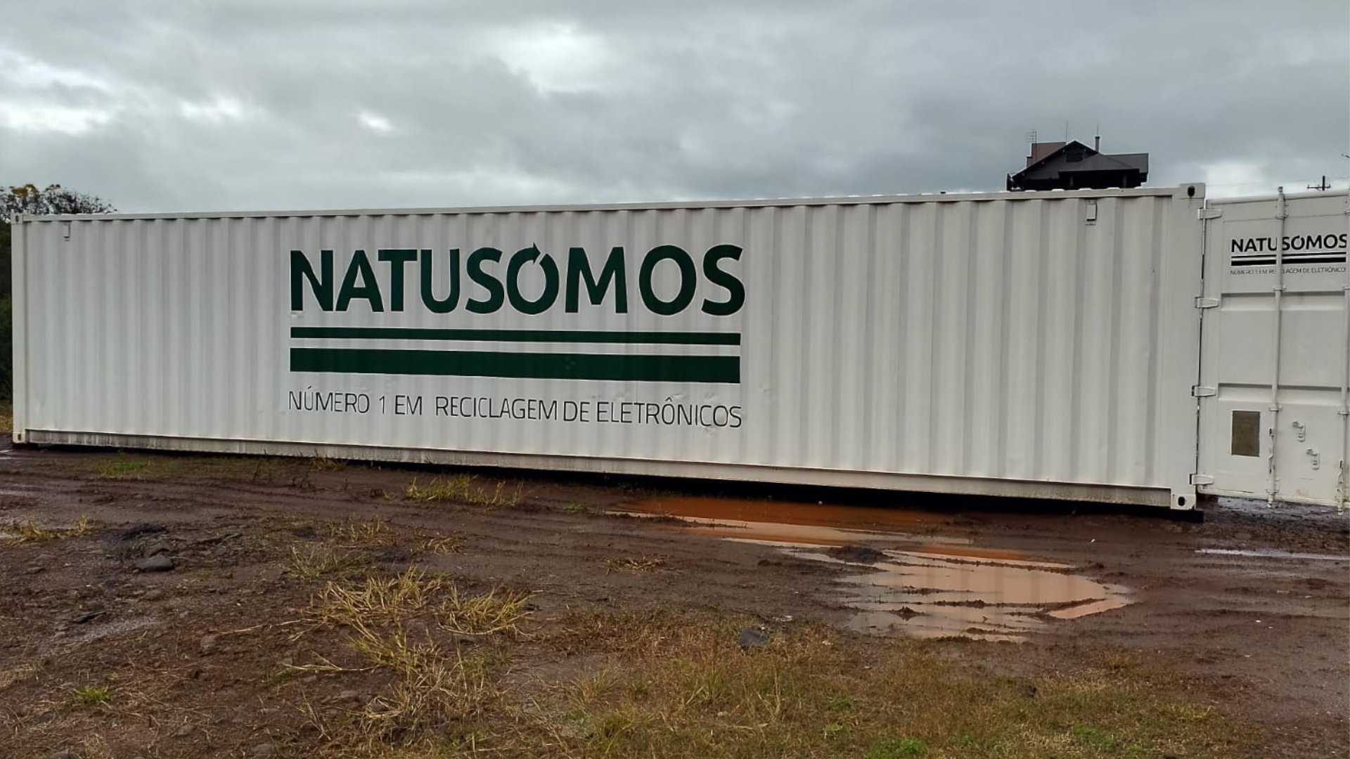 𝗖𝗼𝗹𝗲𝘁𝗮 𝗱𝗲 𝗟𝗶𝘅𝗼 𝗘𝗹𝗲𝘁𝗿𝗼̂𝗻𝗶𝗰𝗼 𝗲 𝗩𝗶𝗱𝗿𝗼𝘀 𝗿𝗲𝗰𝗼𝗹𝗵𝗲 𝗺𝗮𝗶𝘀 𝗱𝗲 𝟭𝟰 𝘁𝗼𝗻𝗲𝗹𝗮𝗱𝗮𝘀&nbsp;